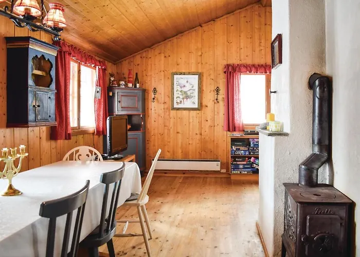 5 Bedroom Stunning In Semesterbostad
